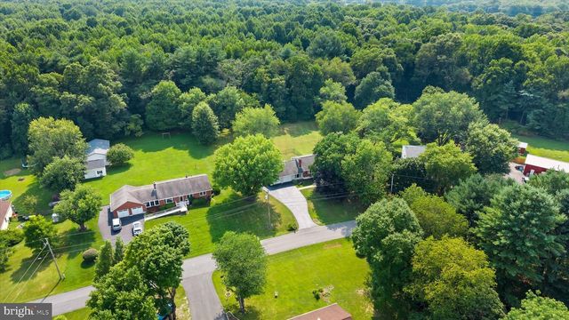 28 LYRIC DR, Newark, DE 19702