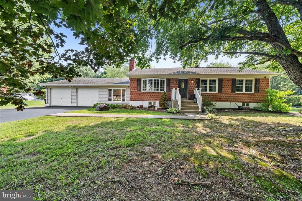 28 LYRIC DR, Newark, DE 19702