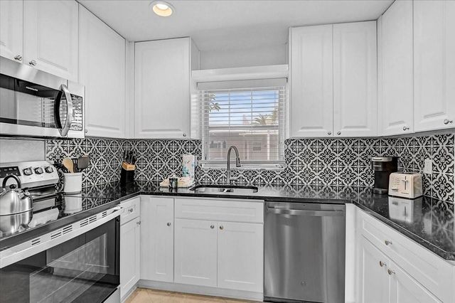 5830 MIDNIGHT PASS ROAD 51, Sarasota, FL 34242