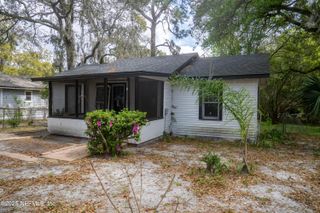 6835 VERMILLION Street, Jacksonville, FL 32208