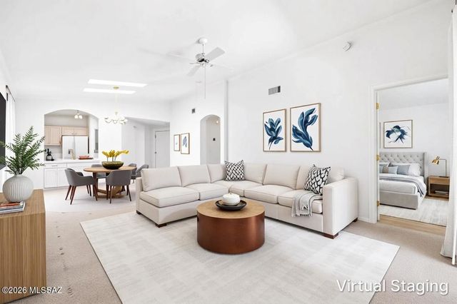 492 W Windham Boulevard, Green Valley, AZ 85614