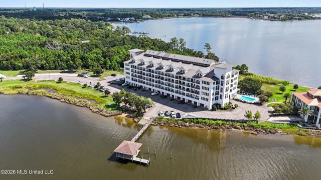 630 Bay Cove Drive, 311, Biloxi, MS 39532