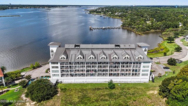 630 Bay Cove Drive, 311, Biloxi, MS 39532