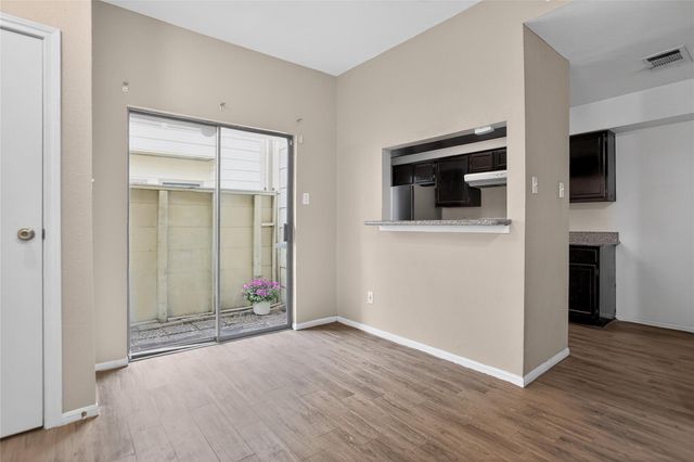 8299 Cambridge Street 706, Houston, TX 77054