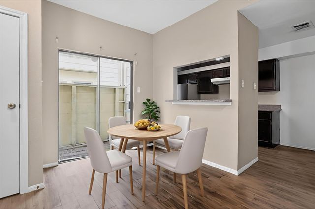 8299 Cambridge Street 706, Houston, TX 77054