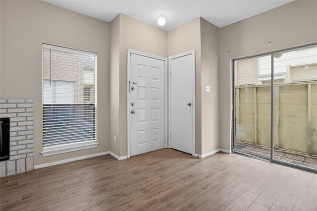 8299 Cambridge Street 706, Houston, TX 77054