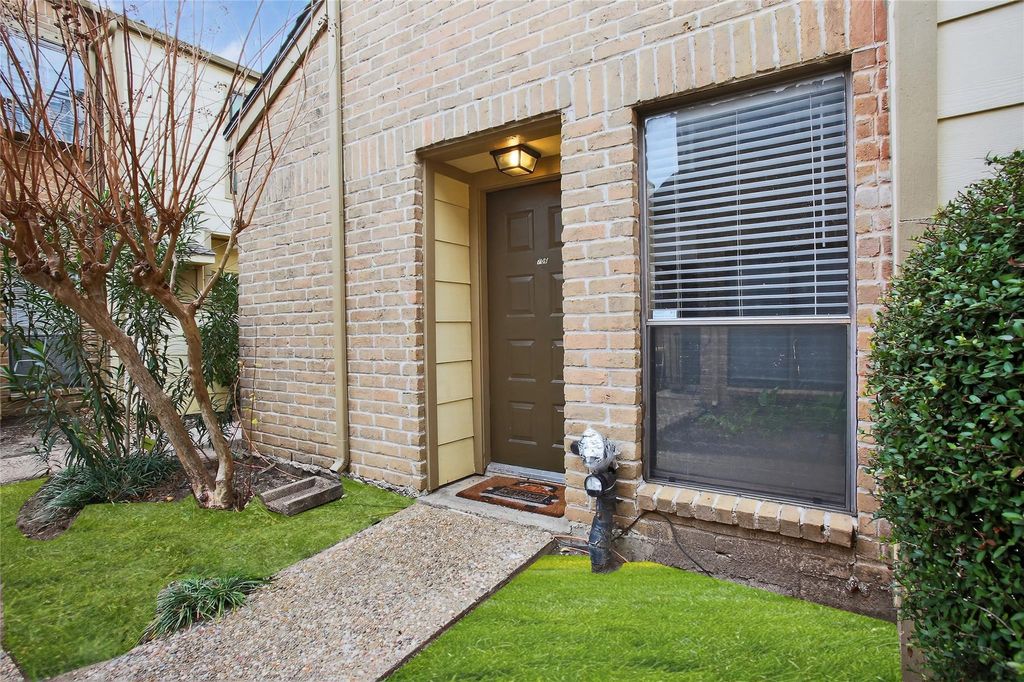 8299 Cambridge Street 706, Houston, TX 77054