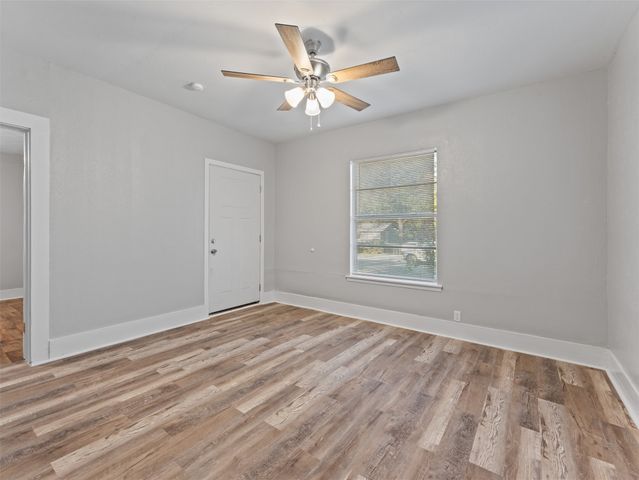 2610 Columbus Avenue, Fort Worth, TX 76164