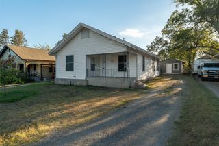2610 Columbus Avenue, Fort Worth, TX 76164