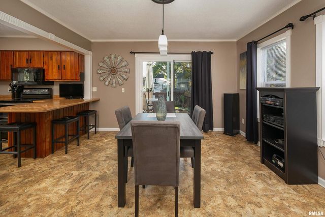 2821 Leclaire Street, Davenport, IA 52803