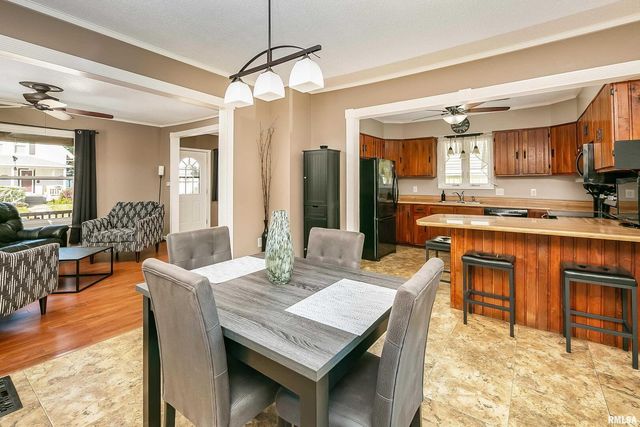 2821 Leclaire Street, Davenport, IA 52803