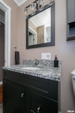 2821 Leclaire Street, Davenport, IA 52803