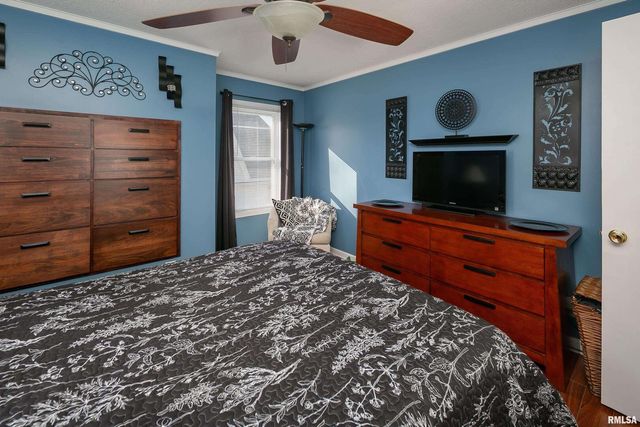 2821 Leclaire Street, Davenport, IA 52803