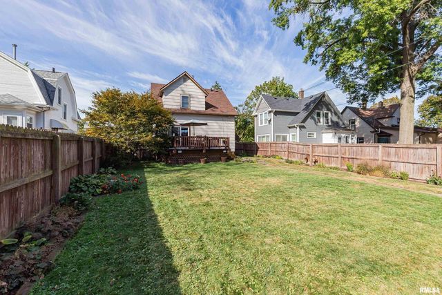 2821 Leclaire Street, Davenport, IA 52803