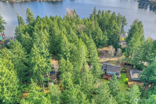3901 Long Lake Drive SE, Olympia, WA 98503