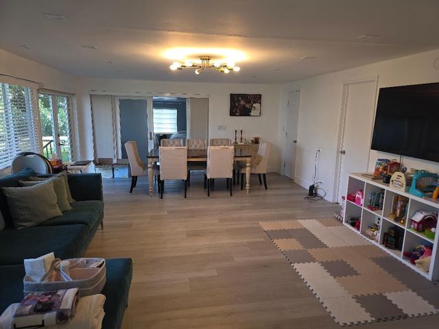 1532 Fletcher Street, Hollywood, FL 33020