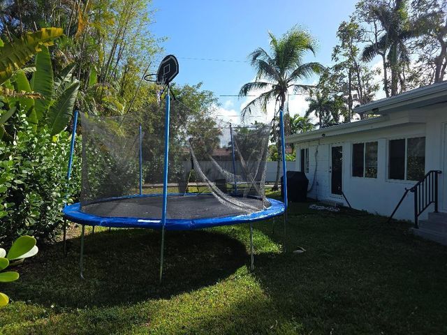 1532 Fletcher Street, Hollywood, FL 33020