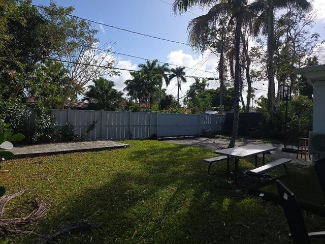 1532 Fletcher Street, Hollywood, FL 33020
