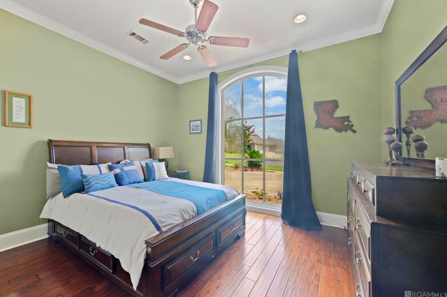 16924 Sunset Point Ct, Baton Rouge, LA 70816