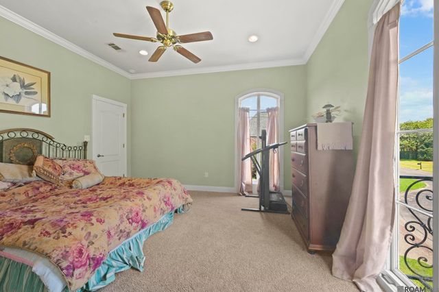 16924 Sunset Point Ct, Baton Rouge, LA 70816