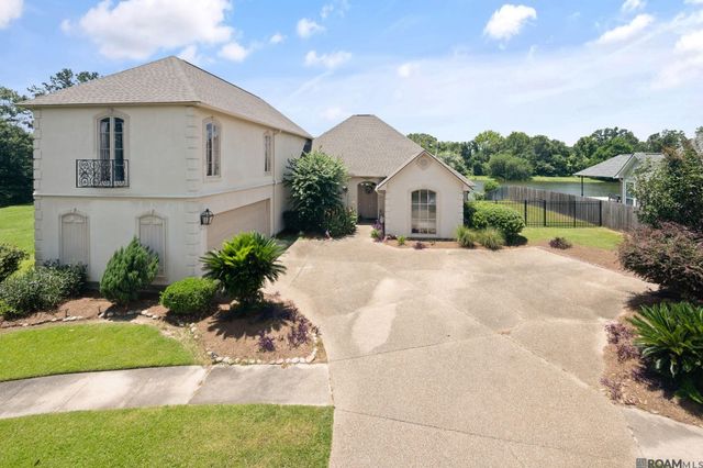16924 Sunset Point Ct, Baton Rouge, LA 70816