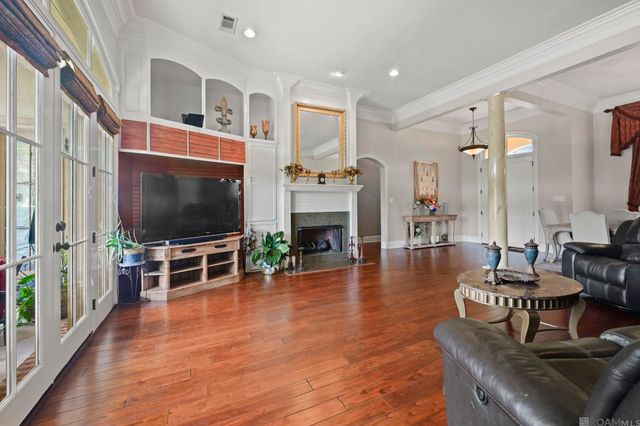16924 Sunset Point Ct, Baton Rouge, LA 70816