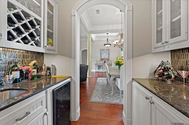 16924 Sunset Point Ct, Baton Rouge, LA 70816