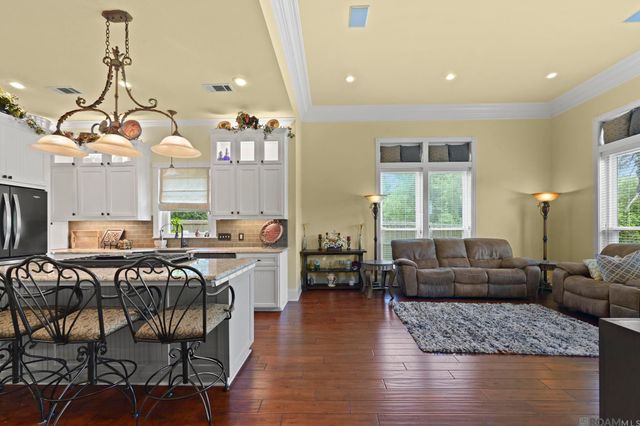 16924 Sunset Point Ct, Baton Rouge, LA 70816