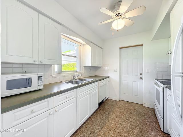 1401 Orange Tree Drive, Edgewater, FL 32132
