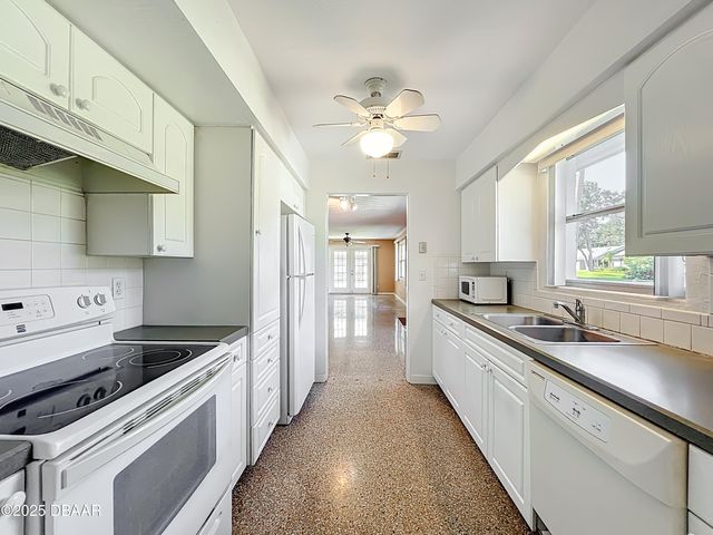 1401 Orange Tree Drive, Edgewater, FL 32132