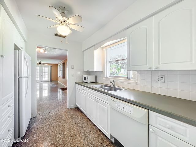 1401 Orange Tree Drive, Edgewater, FL 32132