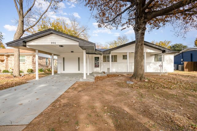 904 Dee Lane, Bedford, TX 76022