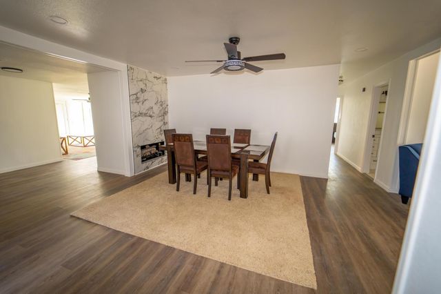 904 Dee Lane, Bedford, TX 76022