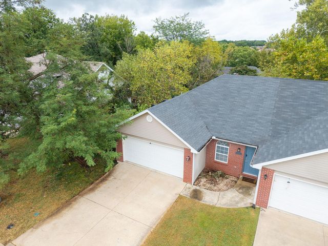 5345 E TRIKALLA DR, Columbia, MO 65202