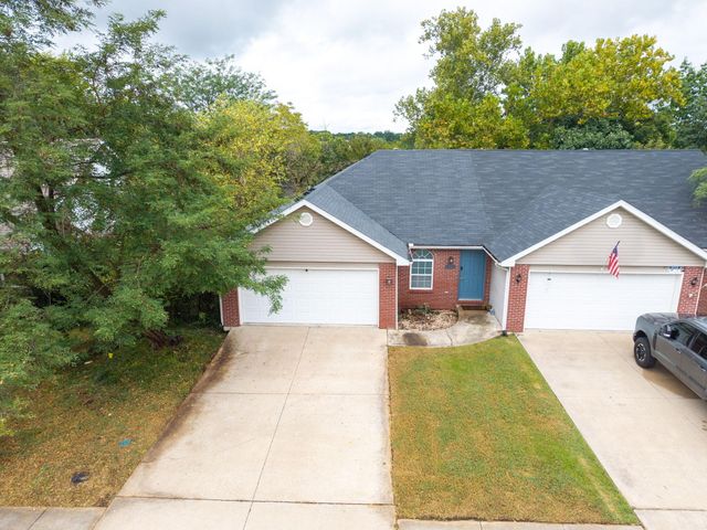5345 E TRIKALLA DR, Columbia, MO 65202