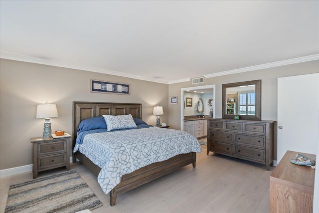 900 Ocean Drive 107, Juno Beach, FL 33408