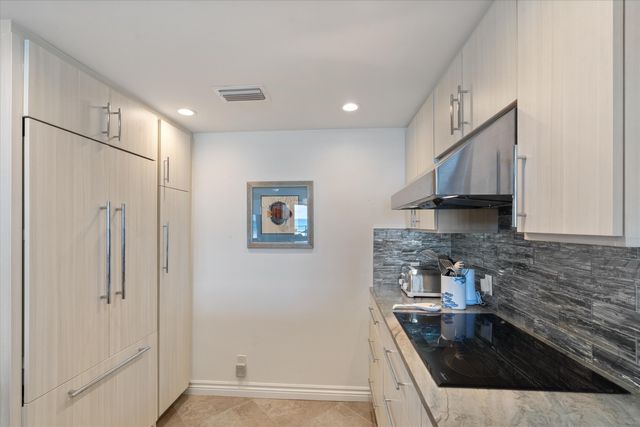 900 Ocean Drive 107, Juno Beach, FL 33408