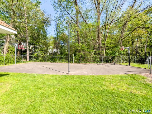 8 Rose Lane 24-11, Danbury, CT 06811
