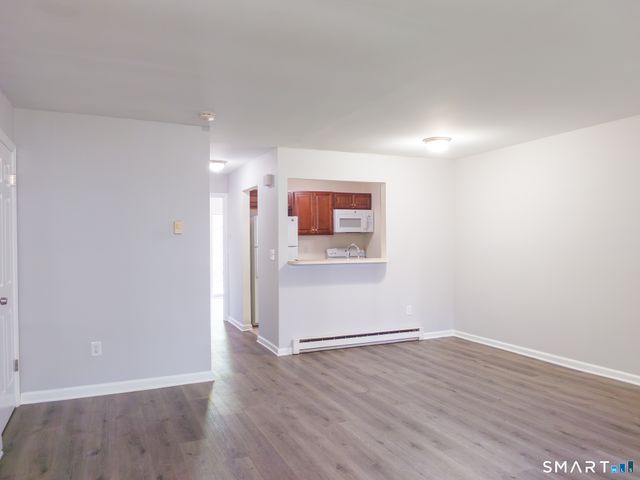 8 Rose Lane 24-11, Danbury, CT 06811
