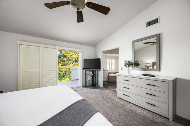 320 Vista Royale Drive, Palm Desert, CA 92211