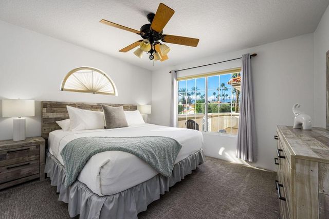 320 Vista Royale Drive, Palm Desert, CA 92211