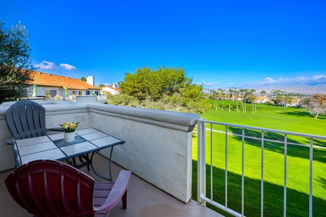 320 Vista Royale Drive, Palm Desert, CA 92211