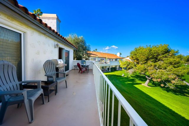 320 Vista Royale Drive, Palm Desert, CA 92211