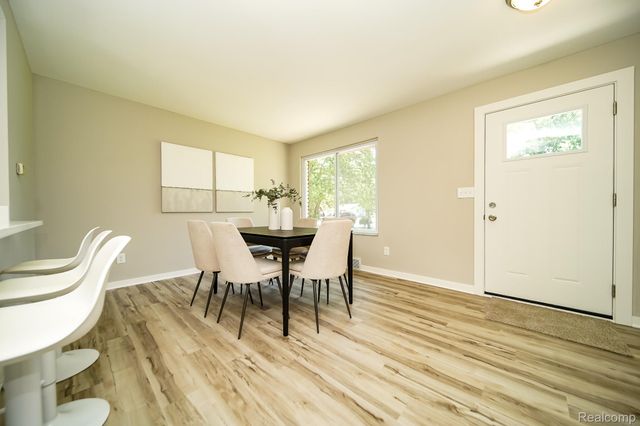 48297 Mallard Drive, Chesterfield Township, MI 48047