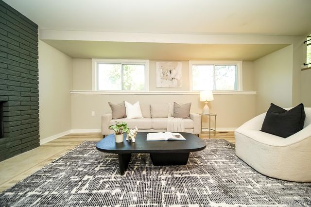 48297 Mallard Drive, Chesterfield Township, MI 48047