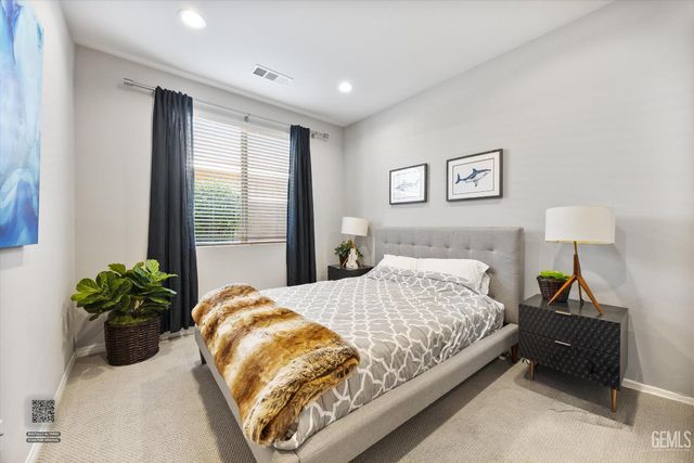 11614 Hollybrook Lane, Bakersfield, CA 93311