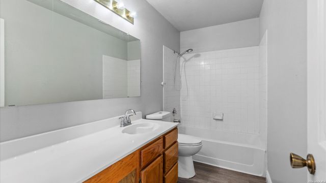 9847 Spring Harvest, San Antonio, TX 78254