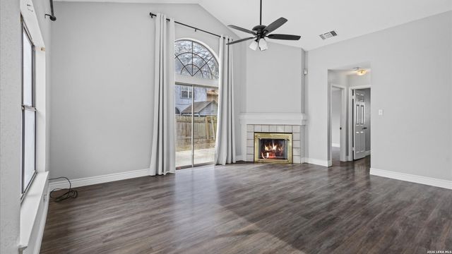 9847 Spring Harvest, San Antonio, TX 78254