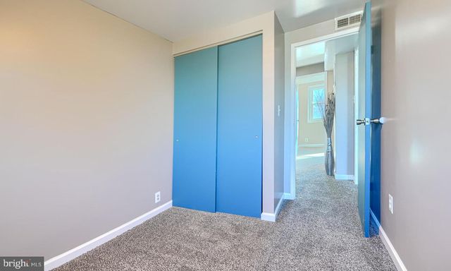 800 SECKEL CT, Baltimore, MD 21227