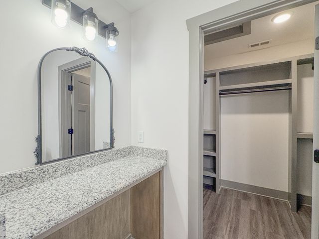 122 Mazie Dr, Lafayette, TN 37083